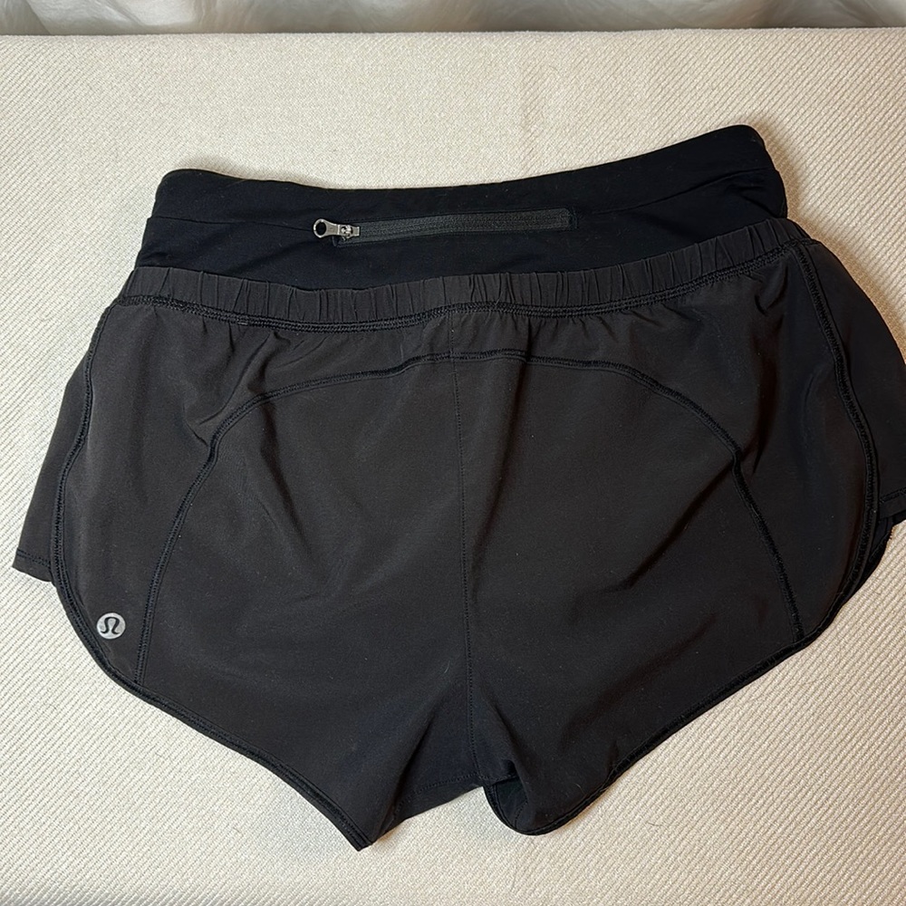 Lululemon Race Shorts - Size 4